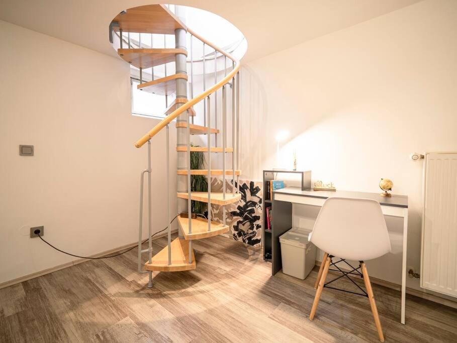Modernes Apartment Auf 2 Etagen In Ruhiger Lage Zentral Zu Stadion Und Westfalenhallen Dortmund Dış mekan fotoğraf